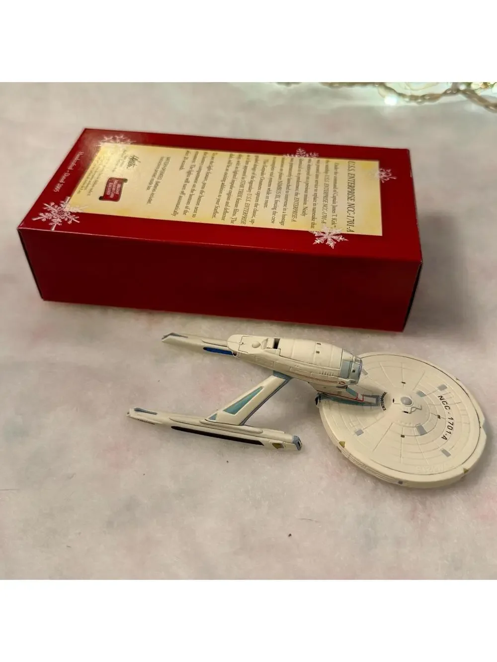 USS Enterprise NCC-1701-A - Star Trek - Magic Light Hallmark Keepsake Ornament